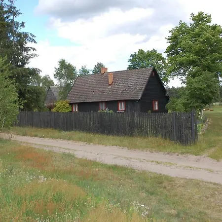Wiejska Chata Posrod Lasow Hébergement de vacances Zaleze (Czluchow)